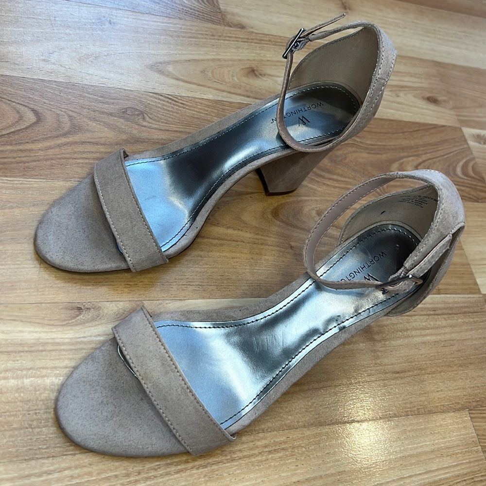 Beckwith Tan Faux Suede Heels Womens 8.5